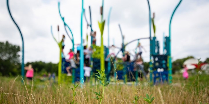 The Power of Color: Impacts on Mood, Feelings and Behaviors on the Playground