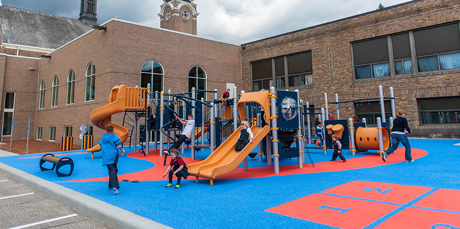 Saint Maximilian Kolbe Catholic School – School playground