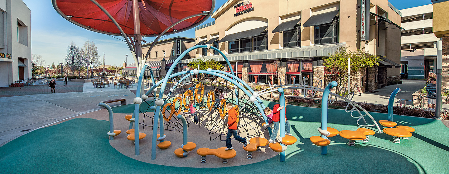 Westfield Galleria at Roseville - Shopping Center Playground